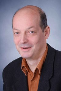 Dr. Werner Haußmann