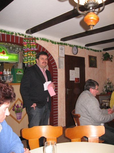 Stellvertr. SPD Vorsitzender Jörg Lehnberger begrüßte die Teilnehmer am Turnier.